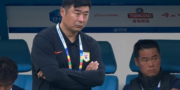 泰山半场0-2！媒体人集体开炮：表现拙劣，挨骂也活该