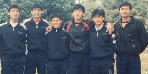 乐鱼体育app下载-兴宁一县六国脚之一，1989年世预赛国足主力，广东队后卫张小文