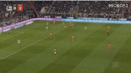 1775956237159029118.gif b6.gif